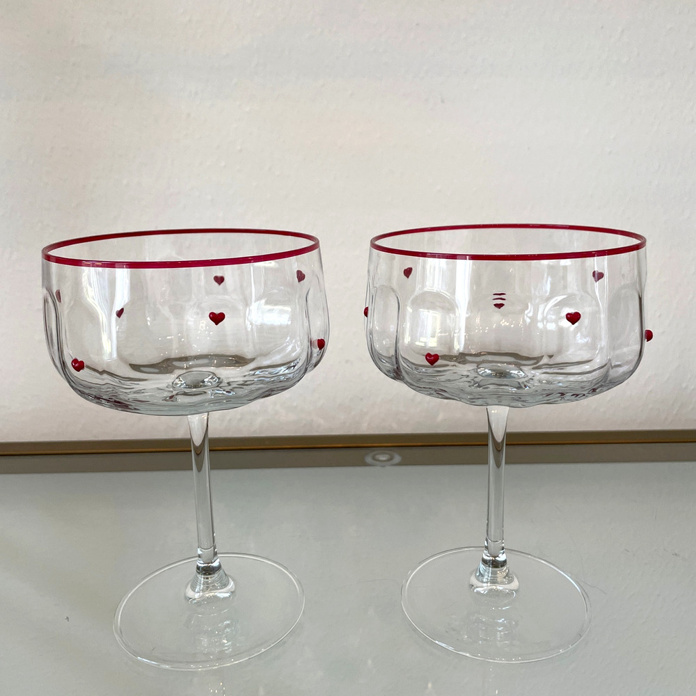 Set of 2 RED HEART Embossed Coupe Glasses Chic Valentine Barware XO New